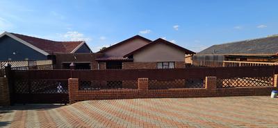 House For Sale in Atteridgeville, Atteridgeville
