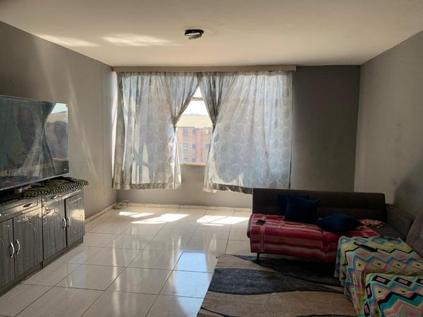 Apartment / Flat For Sale in Proclamation Hill, Pretoria