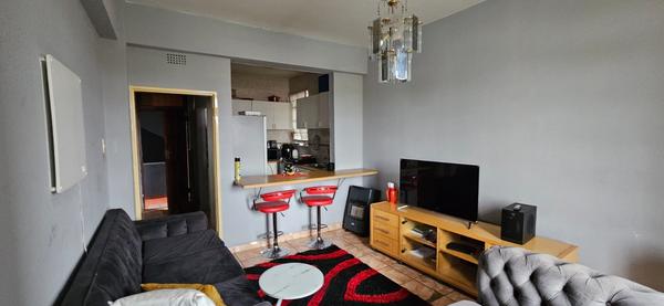 Apartment / Flat For Sale in Forest Hill, Johannesburg
