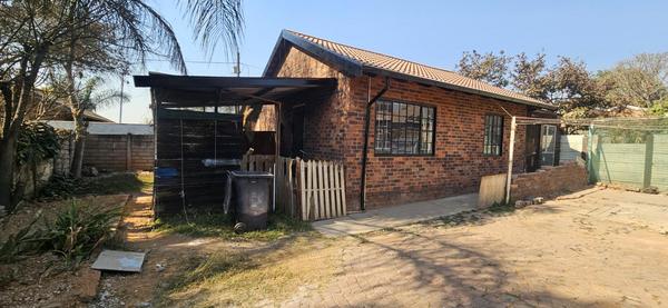 House For Sale in Hermanstad, Pretoria